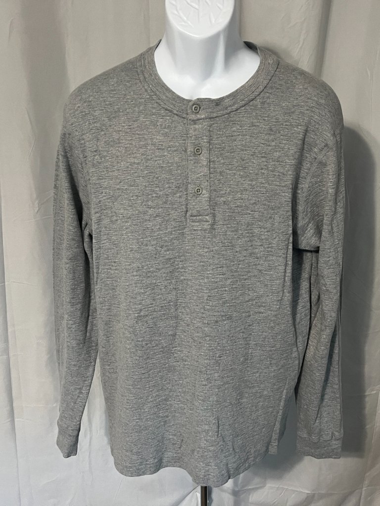 Reigning Champ Men’s Solid Gray Long Sleeve Henley Shirt M Mint Cond Euc — image 2 of 5